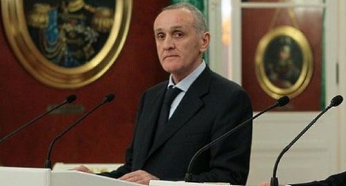 Александр Анкваб. Фото: Kremlin.ru, https://commons.wikimedia.org/w/index.php?curid=18468640