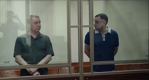 Дмитрий Гнатив и Владислав Оленский на оглашении приговора. Фото Константина Волгина для "Кавказского узла" Дмитрий Гнатив и Владислав Оленский на оглашении приговора. Фото Константина Волгина для "Кавказского узла"