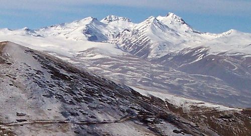 Арагац. Фото: Mher Hovsepian, https://commons.wikimedia.org/w/index.php?curid=1615133 Арагац. Фото: Mher Hovsepian, https://commons.wikimedia.org/w/index.php?curid=1615133