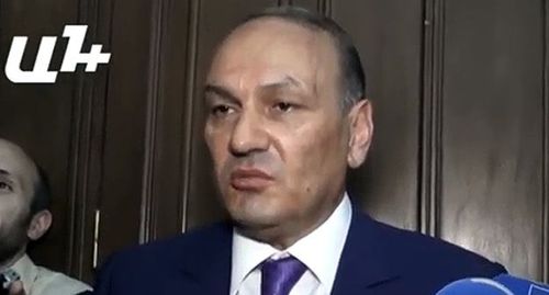 Гагик Хачатрян. Фото: кадр видео a1plusnews
https://www.youtube.com/watch?time_continue=39&v=660uEe4zVt4 Гагик Хачатрян. Фото: кадр видео a1plusnews
https://www.youtube.com/watch?time_continue=39&v=660uEe4zVt4