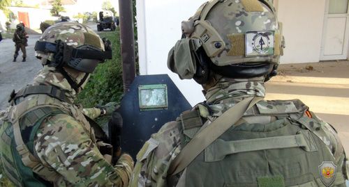 КТО в Чегеме. Фото Пресс-служба НАК http://nac.gov.ru/kontrterroristicheskie-operacii/v-hode-kto-v-chegeme-neytralizovany-dvoe.html КТО в Чегеме. Фото Пресс-служба НАК http://nac.gov.ru/kontrterroristicheskie-operacii/v-hode-kto-v-chegeme-neytralizovany-dvoe.html