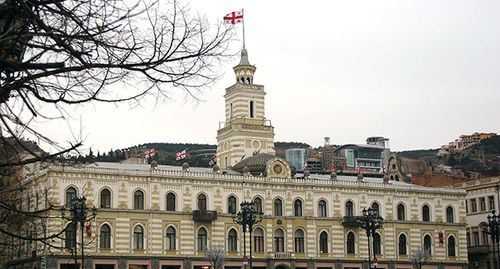 Здание Тбилисского сакребуло. Фото: Alsandro https://ru.wikipedia.org/ Здание Тбилисского сакребуло. Фото: Alsandro https://ru.wikipedia.org/