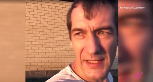 Глеба Пьяных в станице Динской во время задержания. Фото кадр видео Instagram Глеба Пьяных Глеба Пьяных в станице Динской во время задержания. Фото кадр видео Instagram Глеба Пьяных
