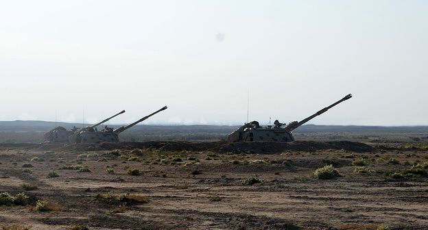 Азербайджанские танки. Фото: пресс-служба Минобороны Азербайджана. https://mod.gov.az