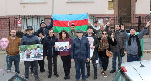 Активисты движения Azərbaycan Naminə Demokratiya (AND). Фото: пресс-служба AND, https://www.facebook.com/azerbaycannaminedemokratiya/photos/a.158614667924657/793646984421419/?type=3&theater Активисты движения Azərbaycan Naminə Demokratiya (AND). Фото: пресс-служба AND, https://www.facebook.com/azerbaycannaminedemokratiya/photos/a.158614667924657/793646984421419/?type=3&theater