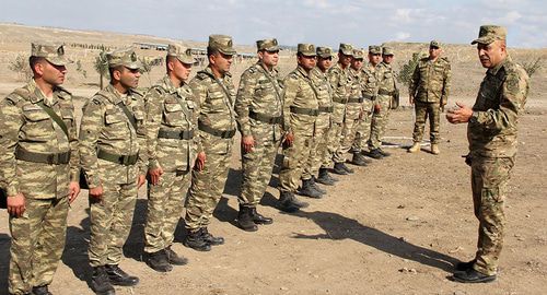 Азербайджанские солдаты. Фото: пресс-служба Минобороны Азербайджана. https://mod.gov.az/ru/foto-arhiv-045/?gid=28995 Азербайджанские солдаты. Фото: пресс-служба Минобороны Азербайджана. https://mod.gov.az/ru/foto-arhiv-045/?gid=28995