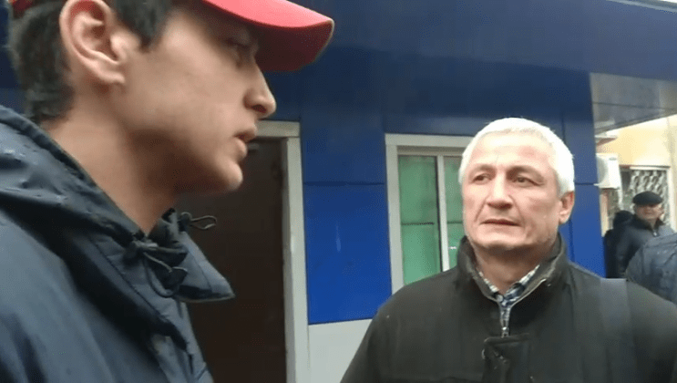 Скриншот видео с одним из доставленных в полицию, https://t.me/cknot/7291