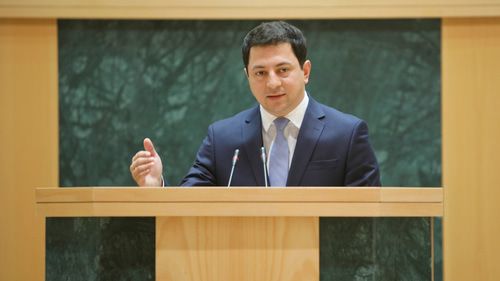 Председатель парламента Грузии Арчил Талаквадзе. Фото: пресс-служба парламента Грузии. http://www.parliament.ge/ge/ Председатель парламента Грузии Арчил Талаквадзе. Фото: пресс-служба парламента Грузии. http://www.parliament.ge/ge/