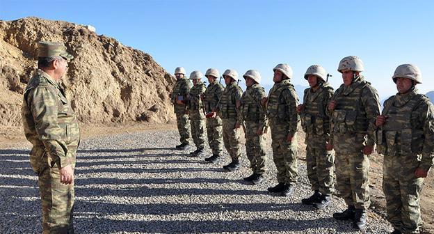 Построение в войсках Азербайджана. Фото пресс-службы МО Азербайджана https://mod.gov.az/ru/foto-arhiv-045/?gid=24733

