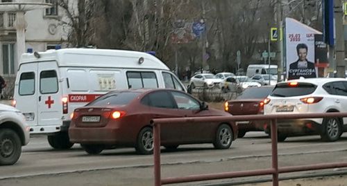 Скорая помощь едет на вызов. Фото Татьяны Филимоновой для "Кавказского узла" Скорая помощь едет на вызов. Фото Татьяны Филимоновой для "Кавказского узла"