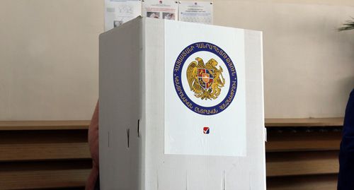 Кабина для голосования в Армении. Фото Тиграна Петросяна для "Кавказского узла" Кабина для голосования в Армении. Фото Тиграна Петросяна для "Кавказского узла"