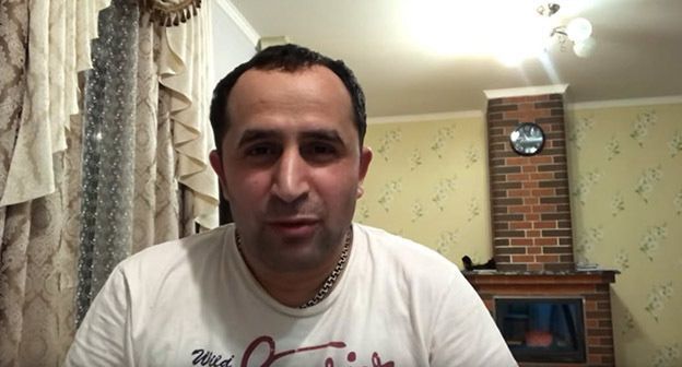 Блогер Эльвин Исаев. Скриншот видео канала 
Эльвина Исаева https://www.youtube.com/watch?v=TLHDgtp6IAg