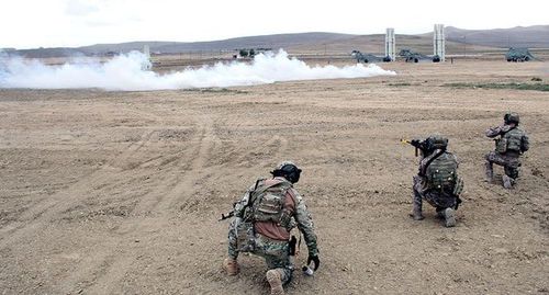 Военнослужащие азербайджанской армии. Фото: пресс-служба МО Азербайджана https://mod.gov.az/ru/foto-arhiv-045/?&pagen=2 Военнослужащие азербайджанской армии. Фото: пресс-служба МО Азербайджана https://mod.gov.az/ru/foto-arhiv-045/?&pagen=2