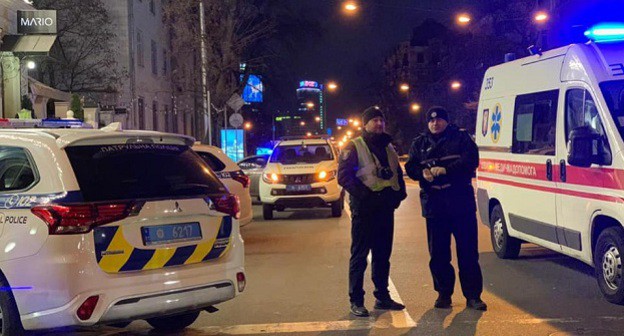 Фото с места покушения на депутата Соболева. Фото: пресс-служба полиции Киева 
https://www.facebook.com/UA.KyivPolice/posts/2585247114864377?__tn__=-R