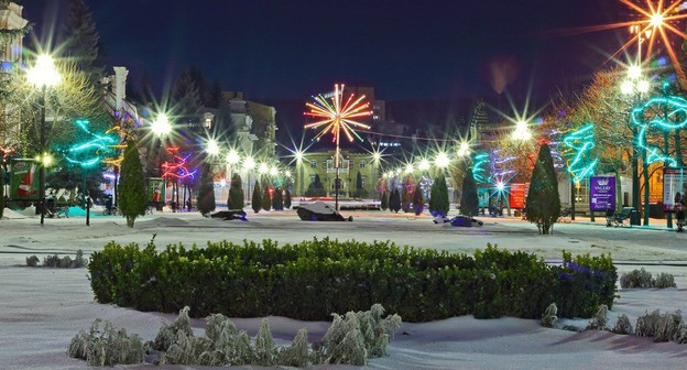 Кисловодск. Фото с сайта Минтуризма Ставропольского края http://mintourism26.ru/press-tsentr/novosti/kislovodsk-v-desyatke-populyarnykh-gorodov-dlya-nedorogikh-poezdok-v-prazdnichnye-vykhodnye/
