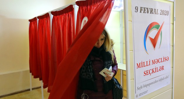 Во время голосования на внеочередных парламентских выборах в Азербайджане. 09.02.20 Фото Азиза Каримова для "Кавказского узла"
