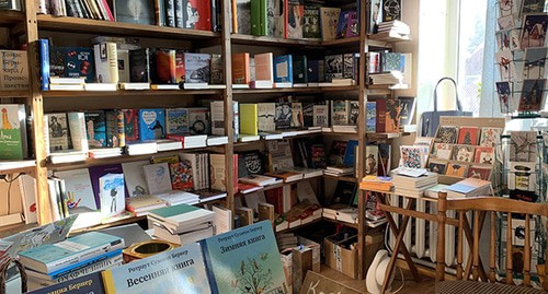 Краснодарский книжный магазин "Чарли". Фото: Ангелины Трофименко, Юга.ру Краснодарский книжный магазин "Чарли". Фото: Ангелины Трофименко, Юга.ру