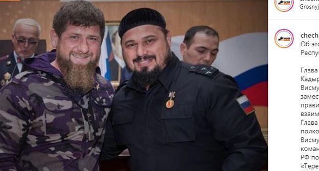 Рамзан Кадыров и Абузайда Висмурадов. Скриншот на странице группы "Чечня сегодня" в Instagram. https://www.instagram.com/p/B8yxSW8ofUe/