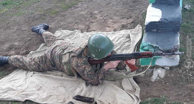 Солдат армянский армии. Фото пресс-службы Мо Армении http://www.mil.am/hy/news/7754 