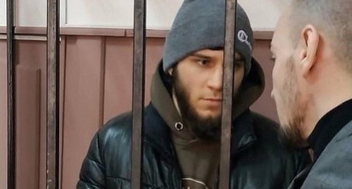Алибек Мирзеханов в зале суда. Фото с личной страницы Алибека Мирзеханова в Instagram https://www.instagram.com/p/B_kIPAOIl92/ Алибек Мирзеханов в зале суда. Фото с личной страницы Алибека Мирзеханова в Instagram https://www.instagram.com/p/B_kIPAOIl92/