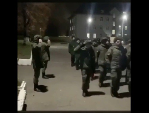 Скриншот со страницы "Повёрнутые на войне" в соцсети "Вконтакте" https://vk.com/voenacher?w=wall-151878956_1136655 Скриншот со страницы "Повёрнутые на войне" в соцсети "Вконтакте" https://vk.com/voenacher?w=wall-151878956_1136655