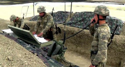 Военнослужащие азербайджанской армии. Фото пресс-службы Минобороны Азербайджана. https://mod.gov.az/ru/foto-arhiv-045/?gid=26511 Военнослужащие азербайджанской армии. Фото пресс-службы Минобороны Азербайджана. https://mod.gov.az/ru/foto-arhiv-045/?gid=26511
