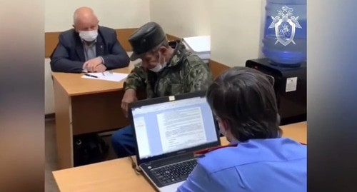 Подозреваемый в подрыве гранаты на Ставрополье. Кадр видео
ГТРК 'Ставрополье' ВЕСТИ Ставропольский край Подозреваемый в подрыве гранаты на Ставрополье. Кадр видео
ГТРК 'Ставрополье' ВЕСТИ Ставропольский край