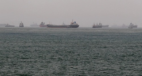Морские судна возле нигерийского порта Лагос. Фото: REUTERS/Afolabi Sotunde Морские судна возле нигерийского порта Лагос. Фото: REUTERS/Afolabi Sotunde