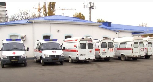 Автомобили скорой помощи Черкесска. Кадр видео 
Телекомпания "Черкесск" https://www.youtube.com/watch?v=0n3NjX1OFKE