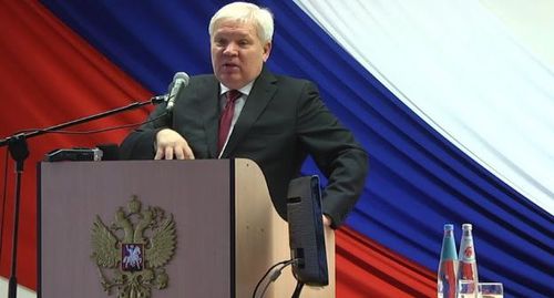 Владимир Зверев. стоп-кадр видео
Орлёнок ТВ
https://www.youtube.com/watch?v=6dK5WTIy75o Владимир Зверев. стоп-кадр видео
Орлёнок ТВ
https://www.youtube.com/watch?v=6dK5WTIy75o