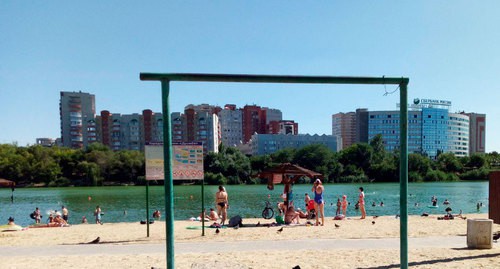 Пляж в Парке Дружба. 10.06.2020. Фото
Валерий Люгаев для "Кавказского узла" Пляж в Парке Дружба. 10.06.2020. Фото
Валерий Люгаев для "Кавказского узла"