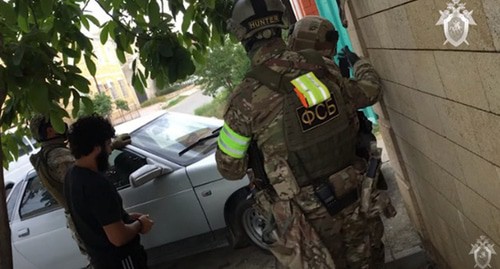 Задержание участника террористического сообщества. Стоп-кадр видео пресс-служба Следственный комитет Российской Федерации https://www.youtube.com/watch?v=Apj7sv9KKDM&feature=emb_logo
