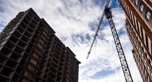 Строительство дома. Фото Елены Синеок, Юга.ру Строительство дома. Фото Елены Синеок, Юга.ру