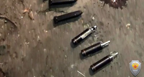 Боеприпасы, обнаруженные на месте боестолкновения 07.08.2020. Фото пресс-службы НАК http://nac.gov.ru/kontrterroristicheskie-operacii/v-respublike-ingushetiya-provedena.html Боеприпасы, обнаруженные на месте боестолкновения 07.08.2020. Фото пресс-службы НАК http://nac.gov.ru/kontrterroristicheskie-operacii/v-respublike-ingushetiya-provedena.html