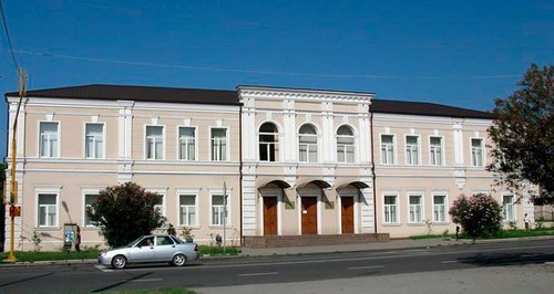 Школа в Сухуме. Фото: официальный сайт школы N2 в Сухуме https://www.2ndschool.ru/ Школа в Сухуме. Фото: официальный сайт школы N2 в Сухуме https://www.2ndschool.ru/