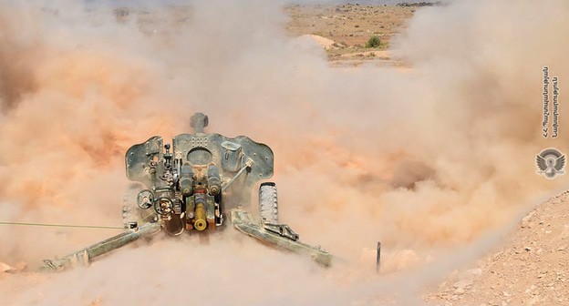 Залп артиллерийского орудия. Фото: press office of the MoD of RA
