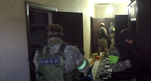 Спецоперация по ликвидации ячеек "Ат-Такфир Валь-Хиджра"* в Карачаево-Черкесии. Кадр видео TASS https://www.youtube.com/watch?v=MbclqipNHf4 Спецоперация по ликвидации ячеек "Ат-Такфир Валь-Хиджра"* в Карачаево-Черкесии. Кадр видео TASS https://www.youtube.com/watch?v=MbclqipNHf4