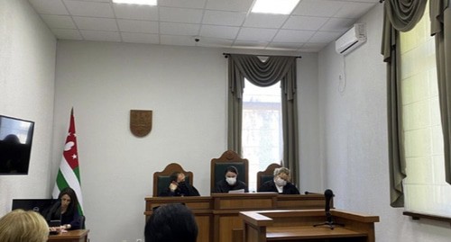 Заседание в Верховном суде Абхазии. Фото пресс-службы Верховного суда Абхазии https://www.vs-ra.org/ Заседание в Верховном суде Абхазии. Фото пресс-службы Верховного суда Абхазии https://www.vs-ra.org/
