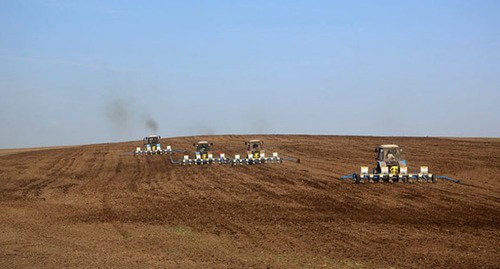 Земли сельскохозяйственного назначения. Фото http://www.ingushetia.ru/ Земли сельскохозяйственного назначения. Фото http://www.ingushetia.ru/
