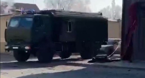 Кадр с места подрыва смертника в Учкекене. Фото: пресс-служба Национального антитеррористического комитета //nac.gov.ru/ Кадр с места подрыва смертника в Учкекене. Фото: пресс-служба Национального антитеррористического комитета //nac.gov.ru/