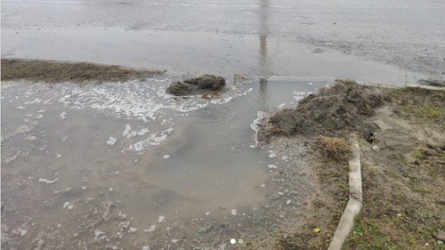 Порыв водопровода в Малгобеке. Фото пресс-службы мэрии Малгобека. http://malgobek.ru/index.php/informatsiya/novosti/12058-fghfthfghttgfdfggggg Порыв водопровода в Малгобеке. Фото пресс-службы мэрии Малгобека. http://malgobek.ru/index.php/informatsiya/novosti/12058-fghfthfghttgfdfggggg