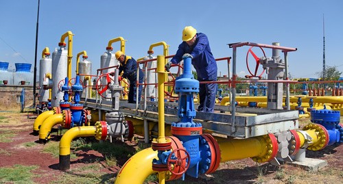 Обслуживание газопровода. Фото пресс-служба "Газпрома" https://armenia.gazprom.ru/about/ooo-transgaz/ Обслуживание газопровода. Фото пресс-служба "Газпрома" https://armenia.gazprom.ru/about/ooo-transgaz/
