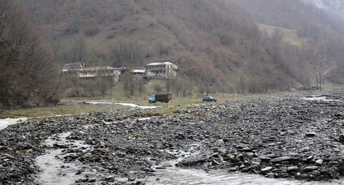 Река Арагви в Душетском районе Грузии, вышедшая из берегов после сильных дождей и размывшая дорогу. Скриншот сообщения https://www.facebook.com/MckhetaMtianeti/posts/3244820625744507?_rdc=1&_rdr Река Арагви в Душетском районе Грузии, вышедшая из берегов после сильных дождей и размывшая дорогу. Скриншот сообщения https://www.facebook.com/MckhetaMtianeti/posts/3244820625744507?_rdc=1&_rdr