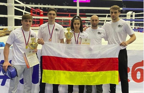 Участники чемпионата России по кикбоксингу. Фото: пресс-служба министерства физической культуры и спорта Северной Осетии. Участники чемпионата России по кикбоксингу. Фото: пресс-служба министерства физической культуры и спорта Северной Осетии.