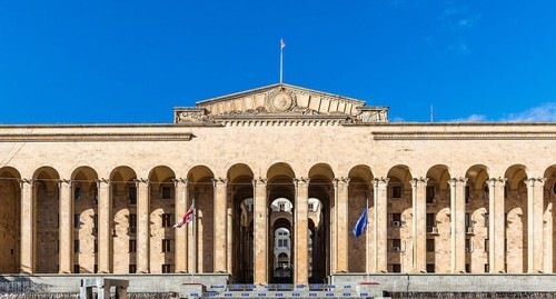Парламент Грузии. Фото Диего Дельсо https://commons.wikimedia.org/wiki/Category:Parliament_of_Georgia Парламент Грузии. Фото Диего Дельсо https://commons.wikimedia.org/wiki/Category:Parliament_of_Georgia