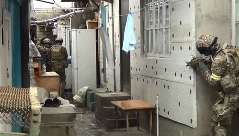 Контртеррористическая операция в Махачкале 11 марта 2021 года. Фото пресс-службы Национального антитеррористического комитета - http://nac.gov.ru/kontrterroristicheskie-operacii/organami-bezopasnosti-i-vnutrennih-del.html#&gid=1&pid=1 Контртеррористическая операция в Махачкале 11 марта 2021 года. Фото пресс-службы Национального антитеррористического комитета - http://nac.gov.ru/kontrterroristicheskie-operacii/organami-bezopasnosti-i-vnutrennih-del.html#&gid=1&pid=1