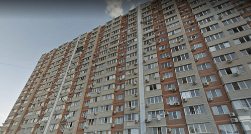 Дом №33 по Промышленной улице в Краснодаре. Скриншот панорамы Google Maps Дом №33 по Промышленной улице в Краснодаре. Скриншот панорамы Google Maps