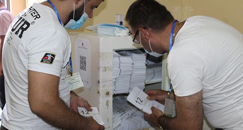 Бюллетени в сейфе на одном из избирательных участков в Ереване во время внеочередных парламентских выборов. 20 июня 2021 г. Фото Армине Мартиросян для "Кавказского узла" Бюллетени в сейфе на одном из избирательных участков в Ереване во время внеочередных парламентских выборов. 20 июня 2021 г. Фото Армине Мартиросян для "Кавказского узла"
