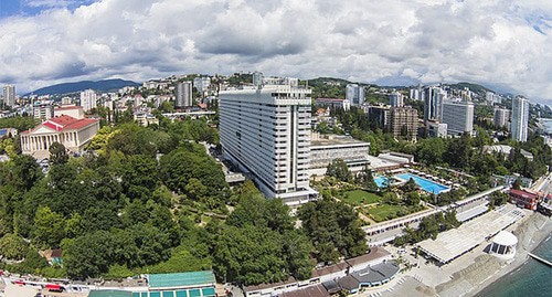 Сочи. Фото: Евгений Лодянов https://ru.wikipedia.org Сочи. Фото: Евгений Лодянов https://ru.wikipedia.org