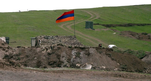 Позиции армянской армии. ФОто official site of the President of RA

